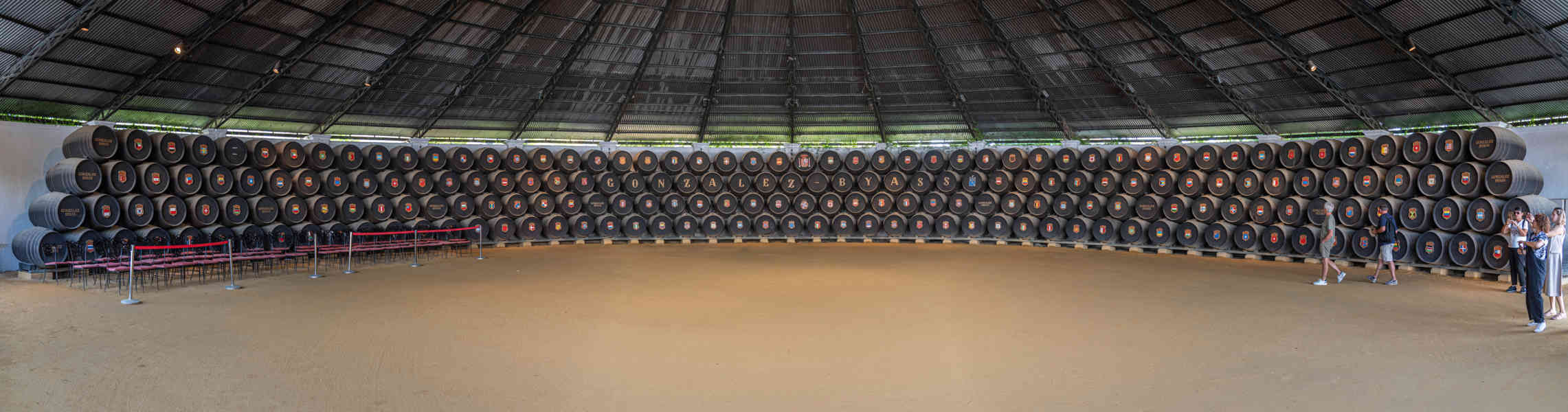 Cádiz - Jerez de la Frontera 52 - bodegas Gonzalez Byass - Real Bodega La Concha.jpg